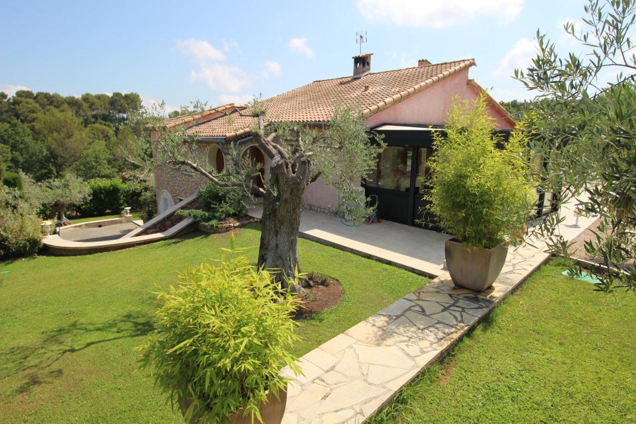 Villa Jalna Chambre, Suites Et Appartement Roquefort-les-Pins Zewnętrze zdjęcie