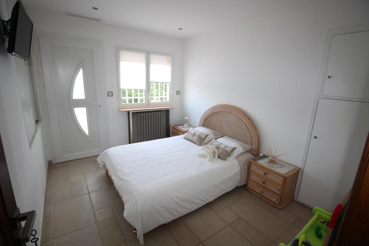 Villa Jalna Chambre, Suites Et Appartement Roquefort-les-Pins Zewnętrze zdjęcie