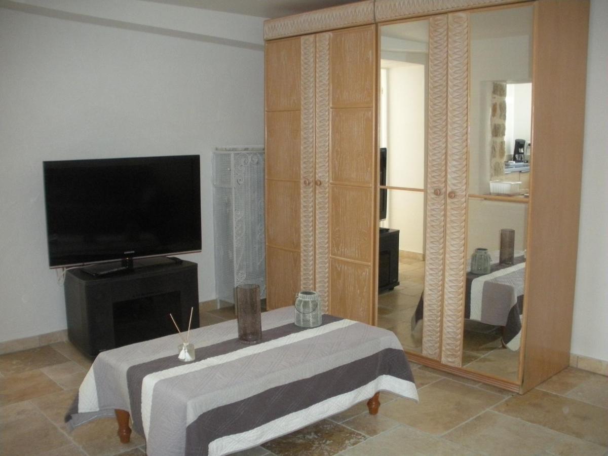 Villa Jalna Chambre, Suites Et Appartement Roquefort-les-Pins Zewnętrze zdjęcie