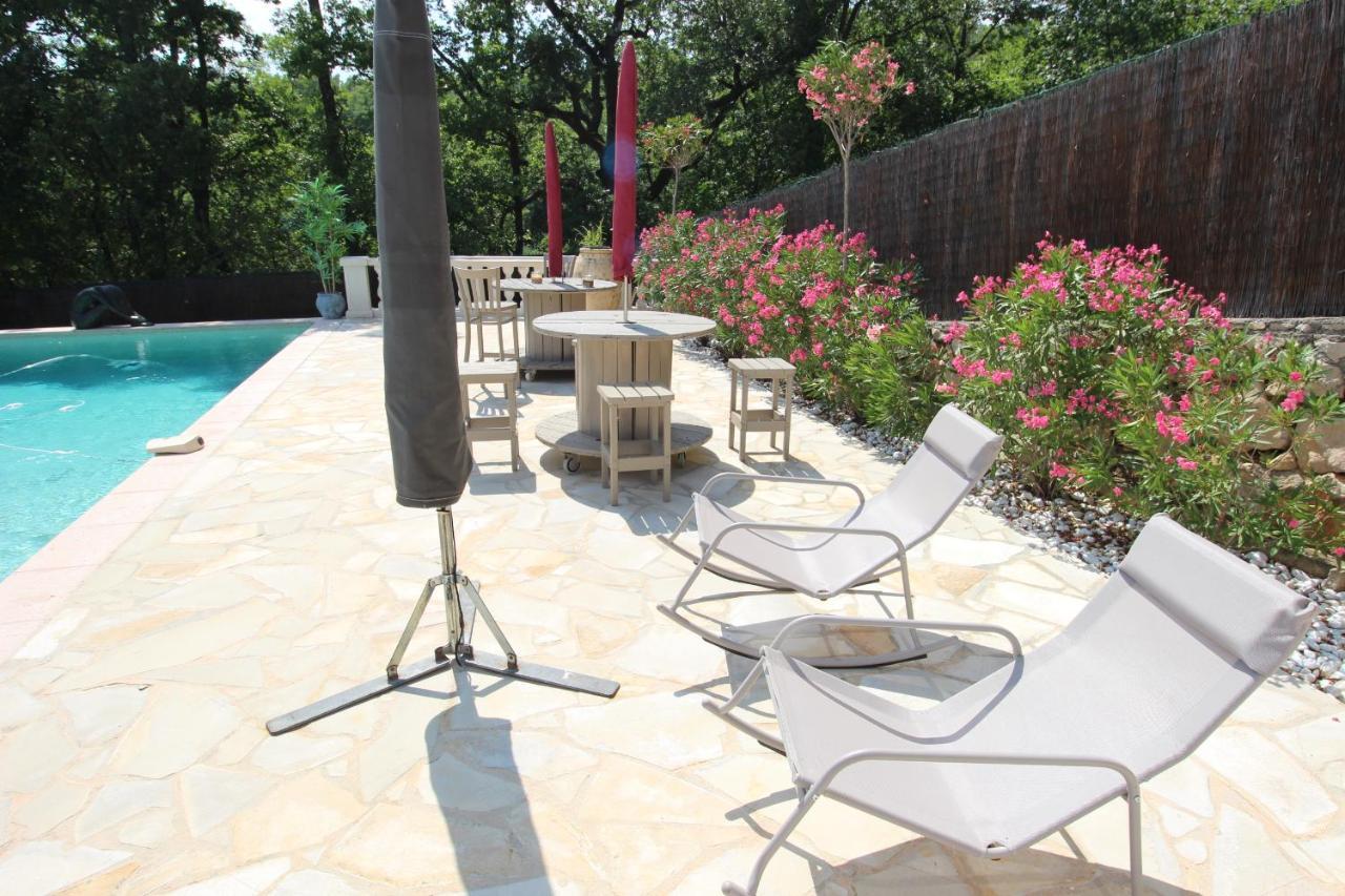 Villa Jalna Chambre, Suites Et Appartement Roquefort-les-Pins Zewnętrze zdjęcie